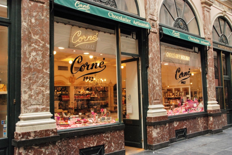 ecommerce-VILLECROZE-min_chocolate_chocolaterie_shop_luxury_chic_gallery_brussels_belgium-558146